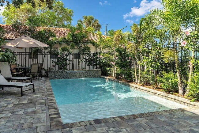 Building Photo - 15 Ocean Breeze