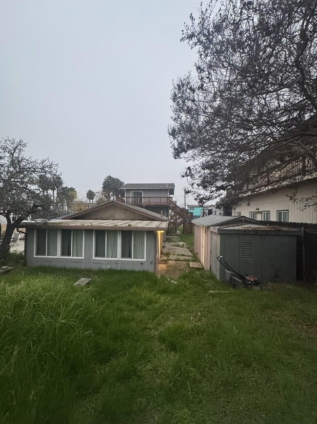 Building Photo - 5116 Sandmound Blvd