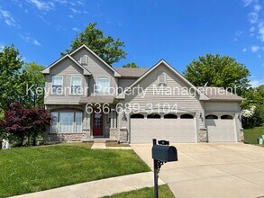 Building Photo - COMING SOON Modern 4BR Home