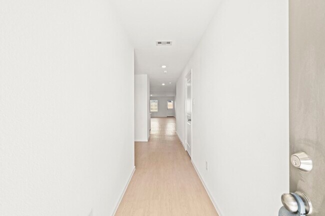 Building Photo - 16127 Domestic Dove Wy