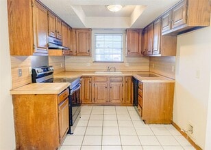 Building Photo - 3622 Wynn Cir