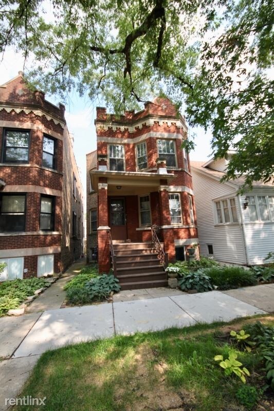 Building Photo - 3913 N St Louis Ave