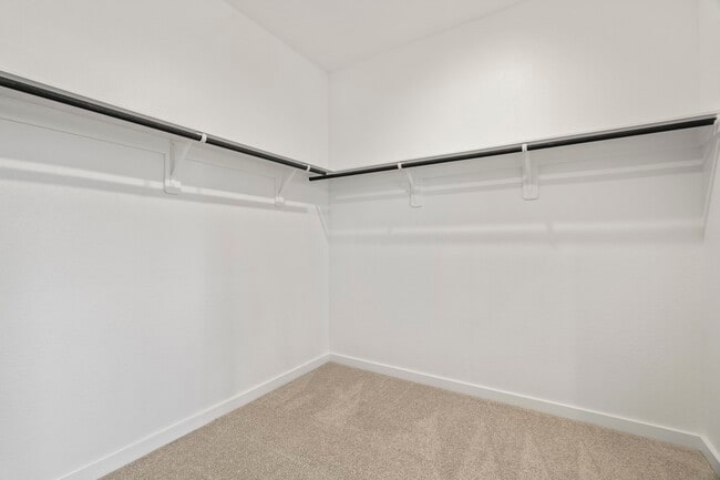 Building Photo - 6606 Lenwood Ln