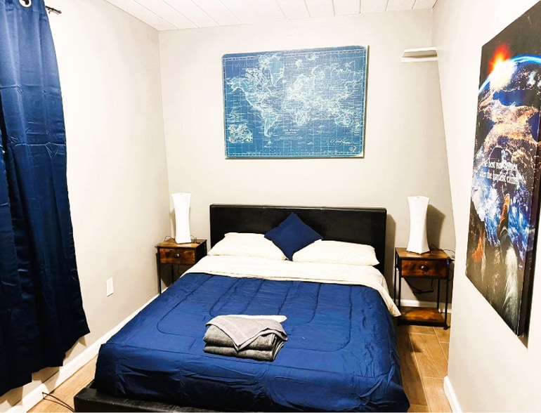 Building Photo - 1201 4th Ave