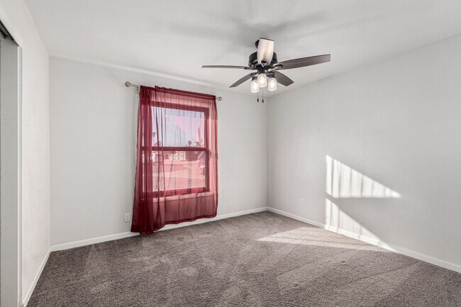 Building Photo - Beautiful 4 Bedroom Home Near Old Town Scottsdale & ASU