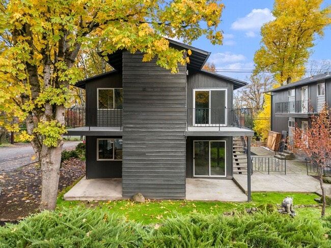 Building Photo - 5321-5327 W A St