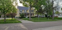 Building Photo - 307 N Chestnut St