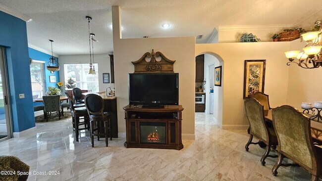 Building Photo - 1299 Potomac Dr