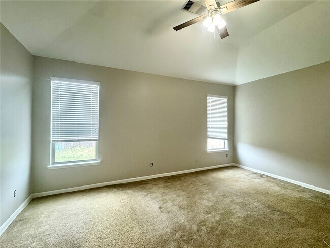 Building Photo - 18610 Lantern Walk Ln