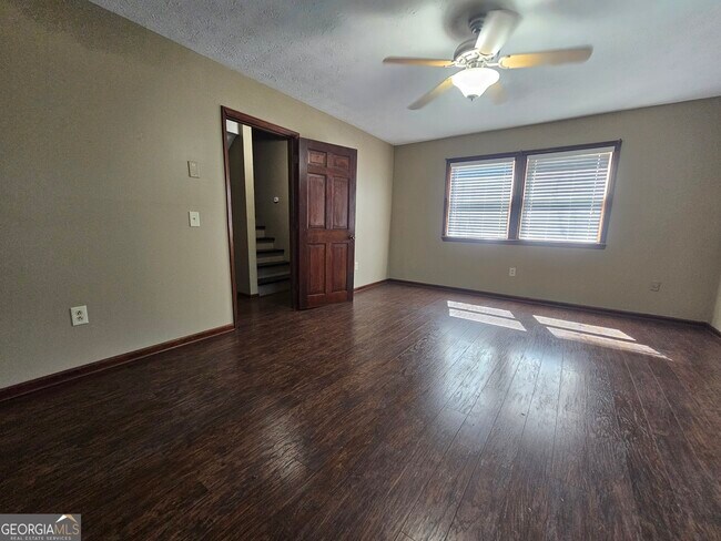 Building Photo - 150 Jefferson Blvd