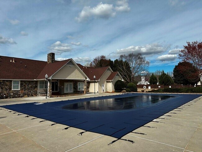 Building Photo - 2620 Springmonte Pl