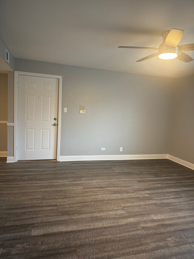 Entrance Door - Dream Comfort Properties