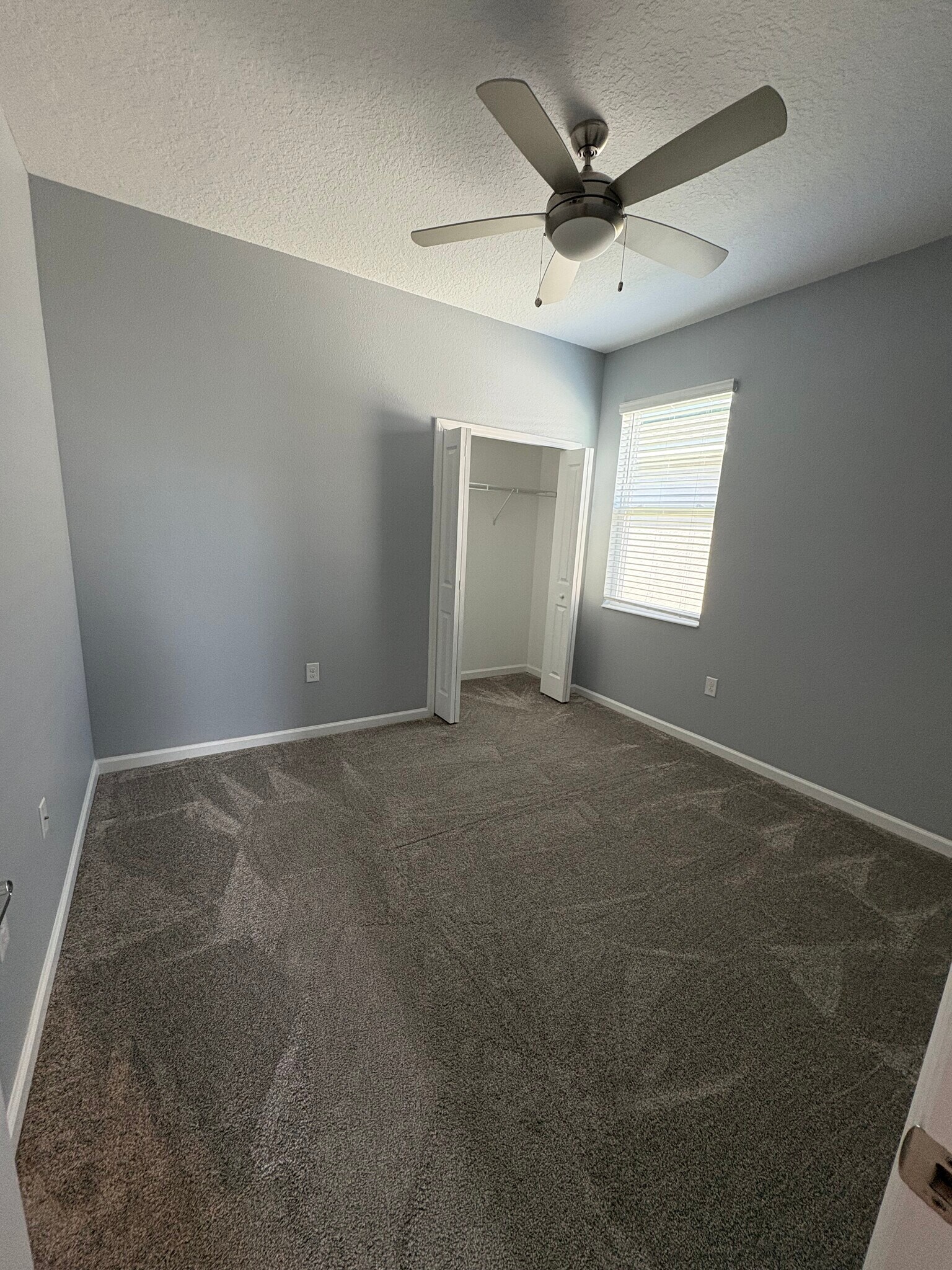 Building Photo - 1185 Saguaro St