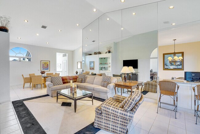 Building Photo - 2703 Captains Way