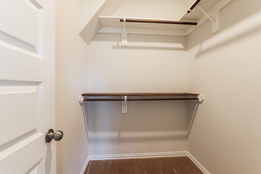 Building Photo - 16130 Barge Way