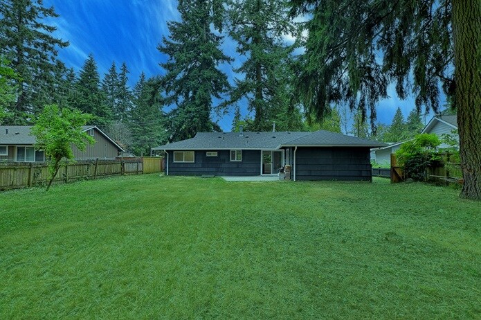 Building Photo - 22705 58th Ave W
