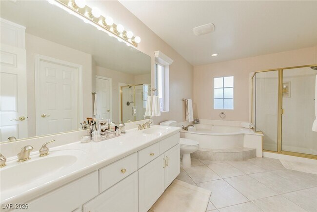 Building Photo - 10852 Fishers Island St