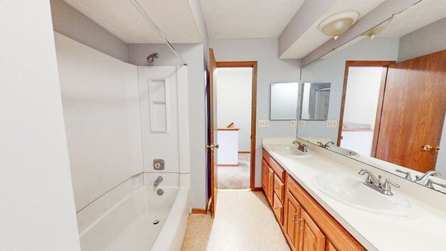 Building Photo - 6468 Cranston Way