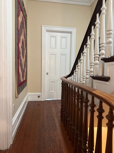 Building Photo - 3605 Hamilton St