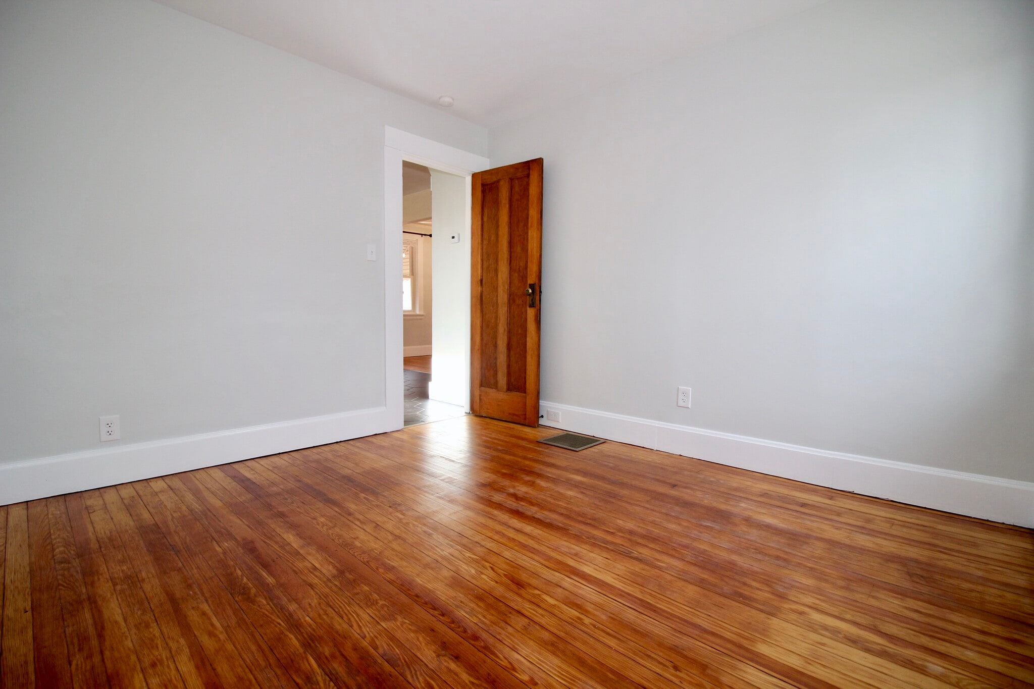 Bedroom 1 - 6843 Buckingham Pl