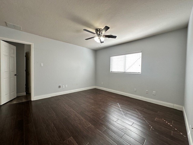Building Photo - 10403 Hurst Hill Ln