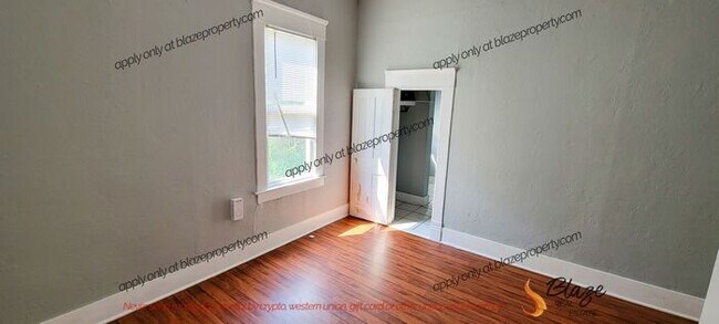Building Photo - 3 Bedroom 1 Bathroom for rent