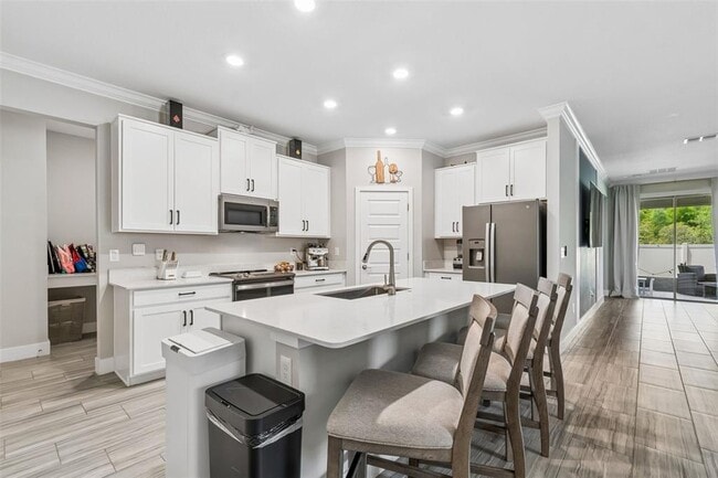 Building Photo - 9911 Campanula Ct