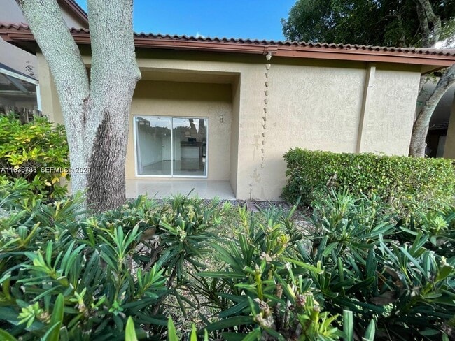 Building Photo - 16309 Emerald Cove Rd