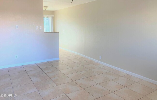 Building Photo - 3646 E Montecito Ave