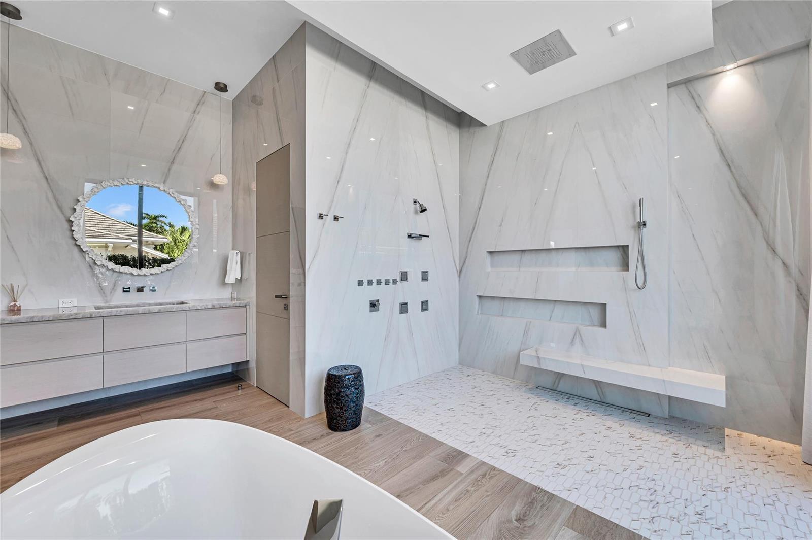 Building Photo - 408 Coral Way