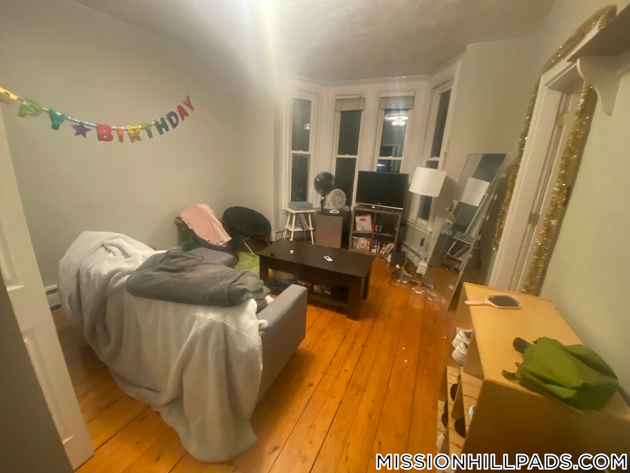 Building Photo - 44 Delle Ave