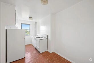 Building Photo - Newly Renovated 1 Bedroom 1 Bathroom  Avai...