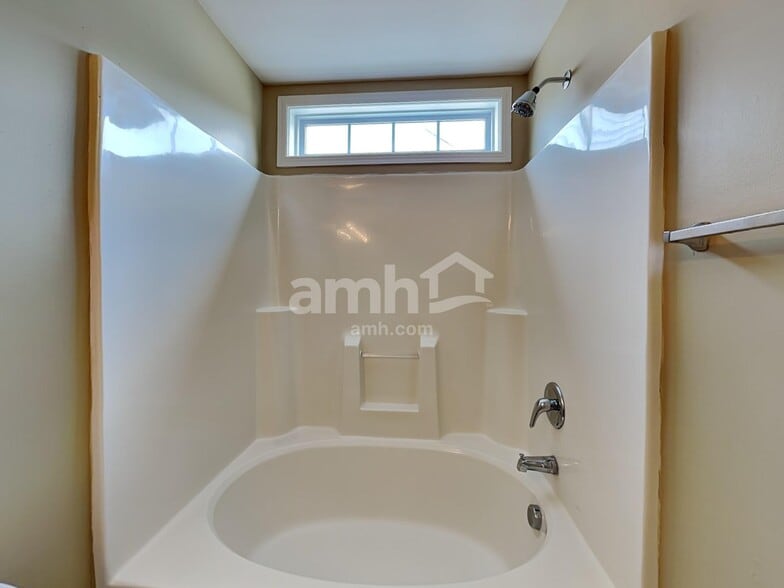 Building Photo - 4049 Alder Grove Ln