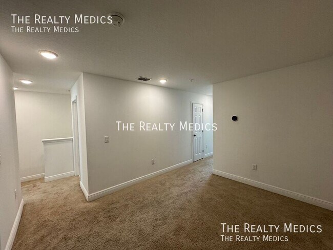 Building Photo - 11818 Dune Aly