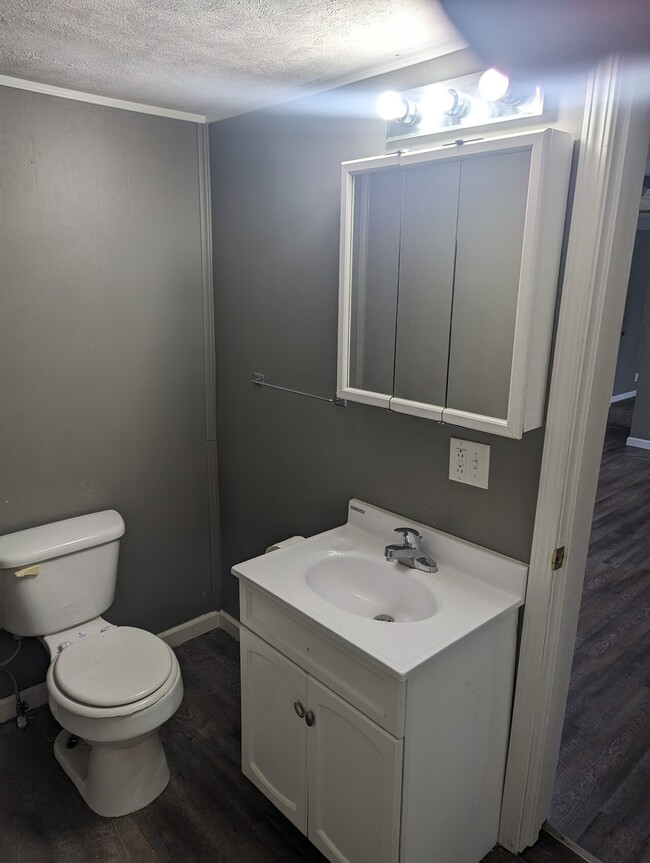 Building Photo - 99 N Gamble St