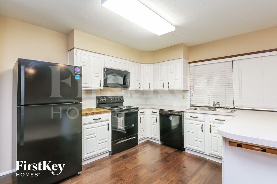 Building Photo - 3409 Ardis Dr
