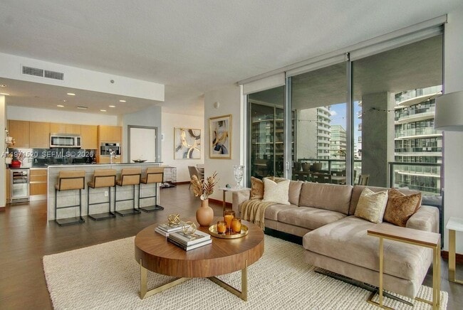 Building Photo - 1050 Brickell Ave