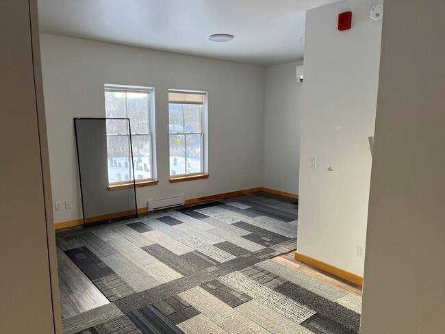 Building Photo - Studio in Richmond Village - Available NOW!