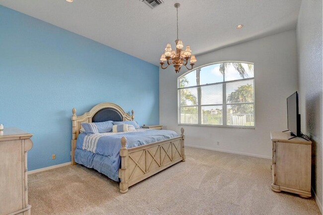 Building Photo - 18700 Ocean Mist Dr