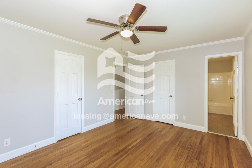 Building Photo - 3006 Eagle Dr