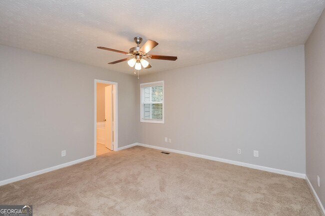 Building Photo - 2383 Corigan Cir NE