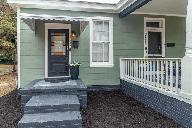 Building Photo - 1510 Stovall St