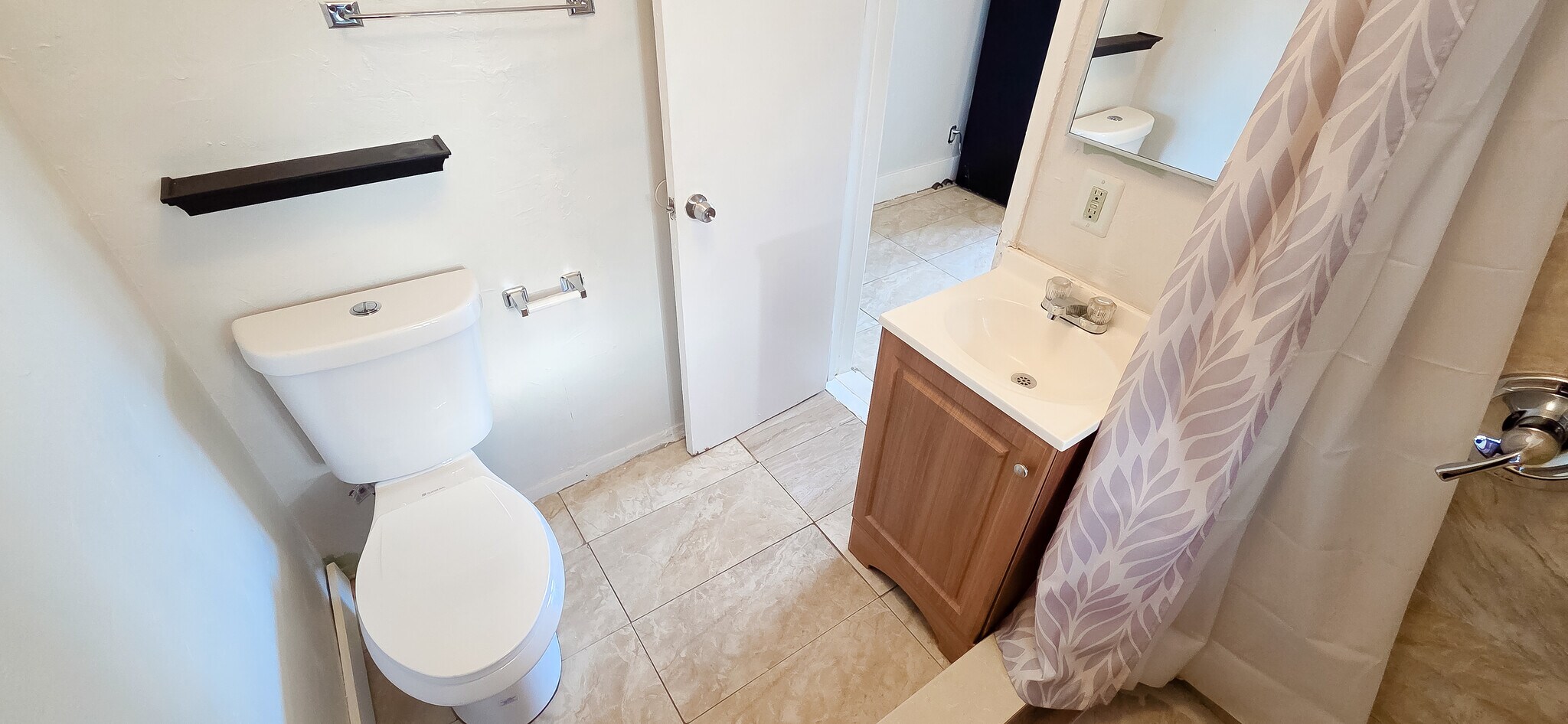 Building Photo - 306 Taylor Ave