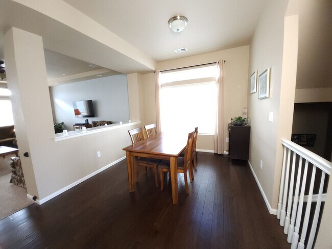 Building Photo - 8392 Longleaf Ln