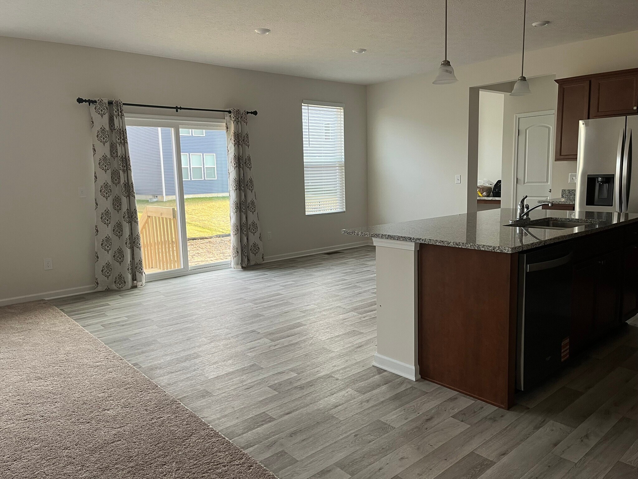 Building Photo - 151 Figleaf Ln