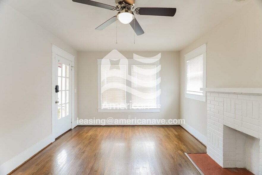 Building Photo - 118 Vines Ave