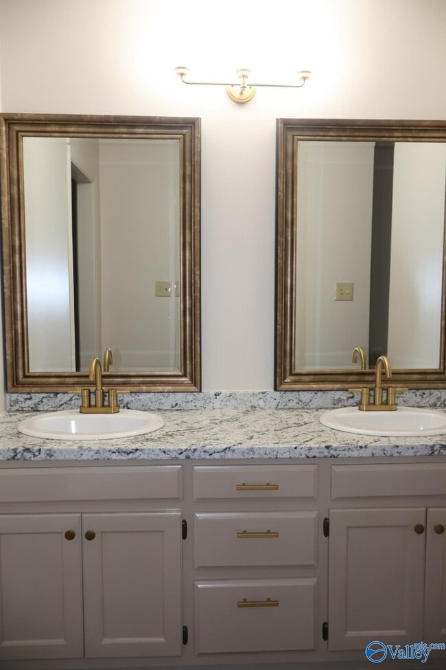 Building Photo - 6864 Steeplechase Dr NW