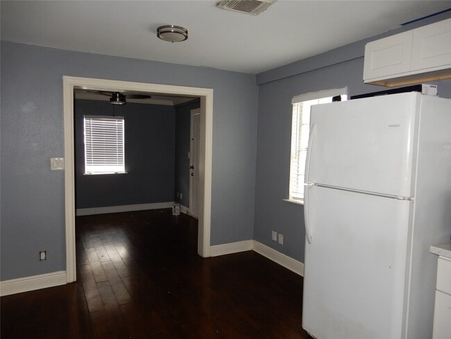 Building Photo - 3806 Lelia St