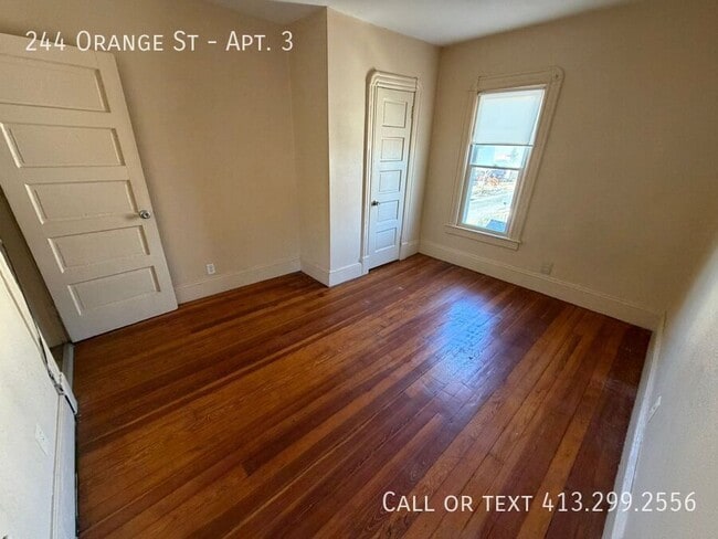 Building Photo - 244 Orange St