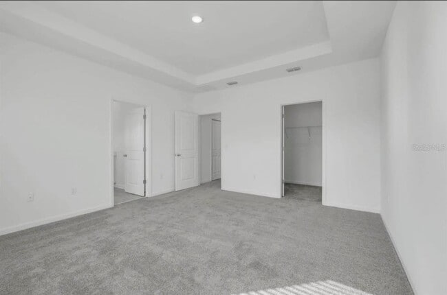 Building Photo - 2550 Skyline Lp